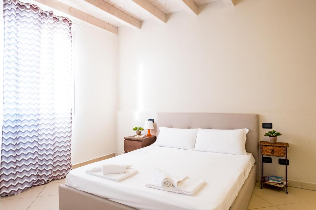 Residenza Oleandro Apartment Desenzano del Garda Exterior foto
